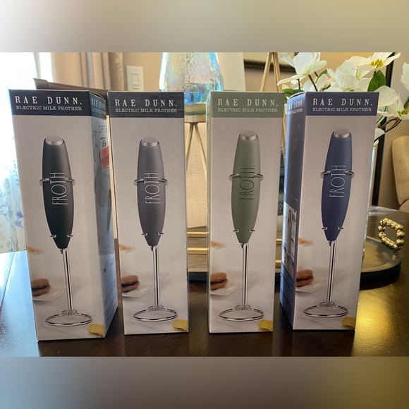 Electric Milk Frother NIB, Rae Dunn (battery operated). - Picture 2 of 6